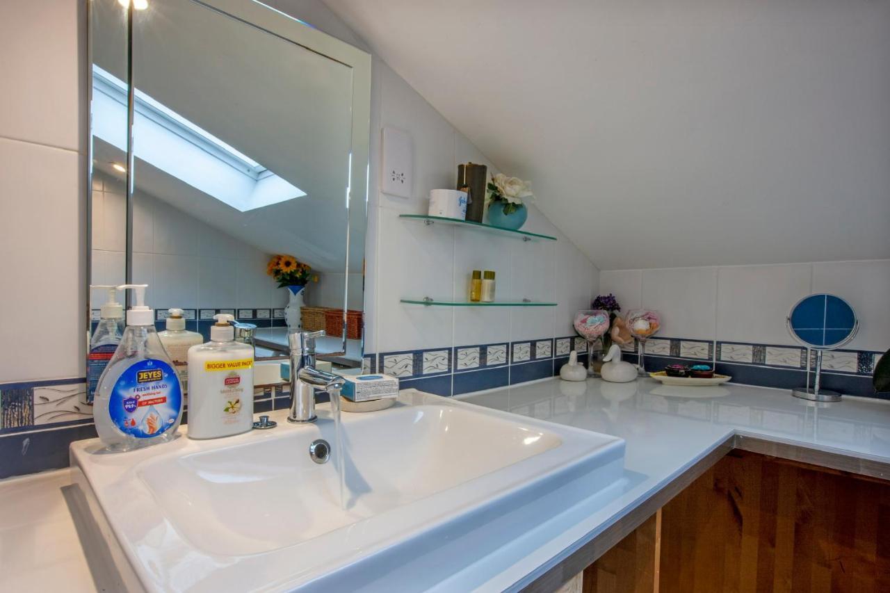 Premium 2Nd Floor 2 Bed Apt Sleeps 4 Adults In Oban Town المظهر الخارجي الصورة